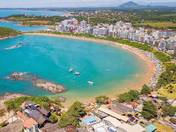Praia de Peracanga